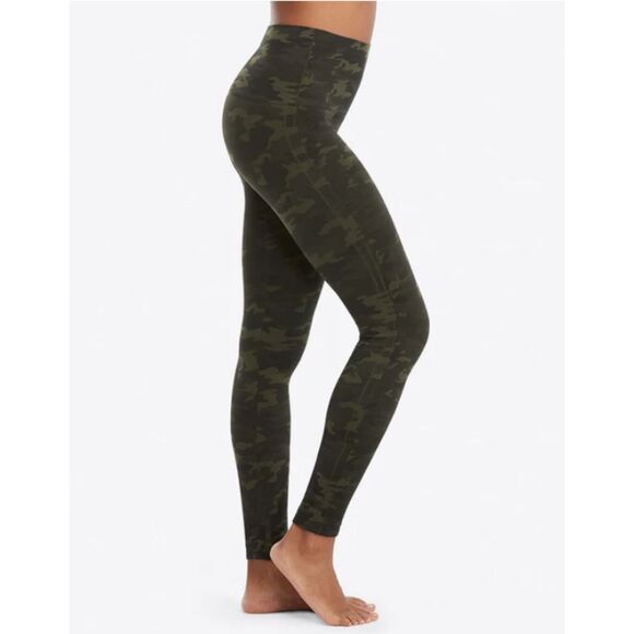SPANX Look at Me Now Green Seamless Core and Tummy Control Camo Leggings Sz M - Picture 5 of 10